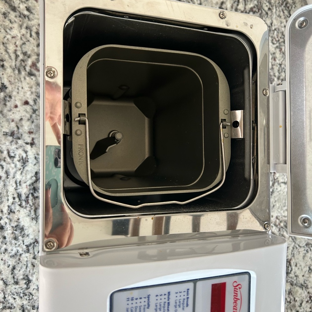 Sunbeam Silver and White Bread Maker